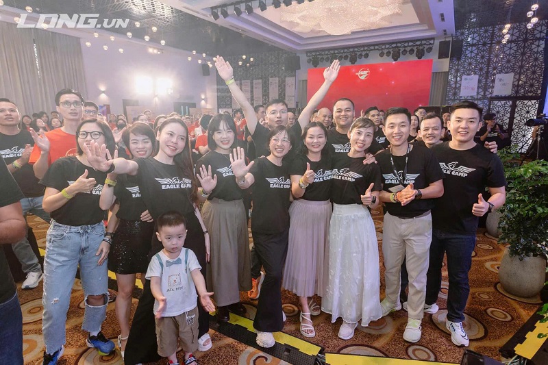 Võ Thị Thanh Thúy Truyền Cảm Hứng