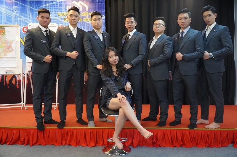 Hồng Thuý Make Up Cá Nhân
