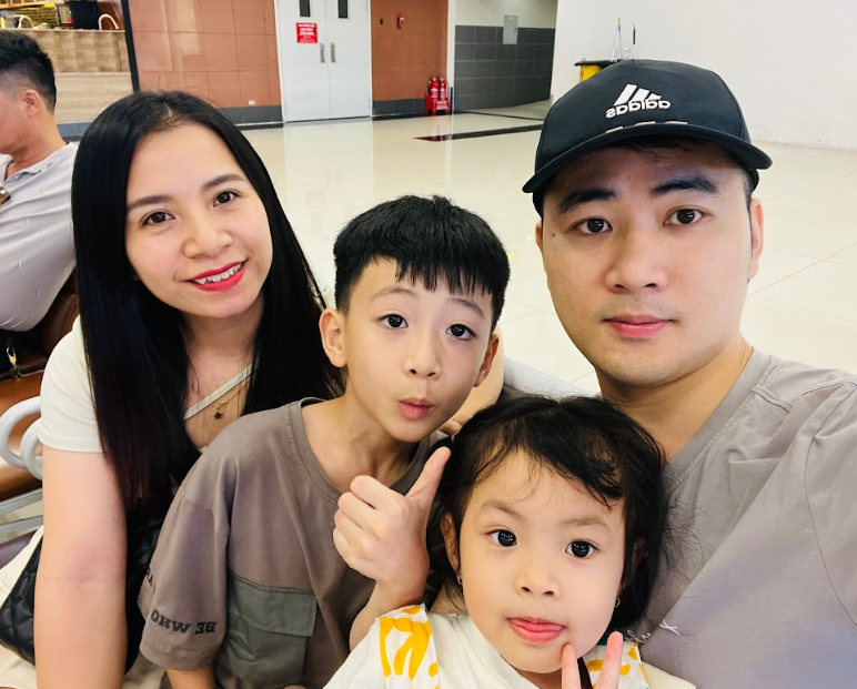 le tuan anh va gia dinh